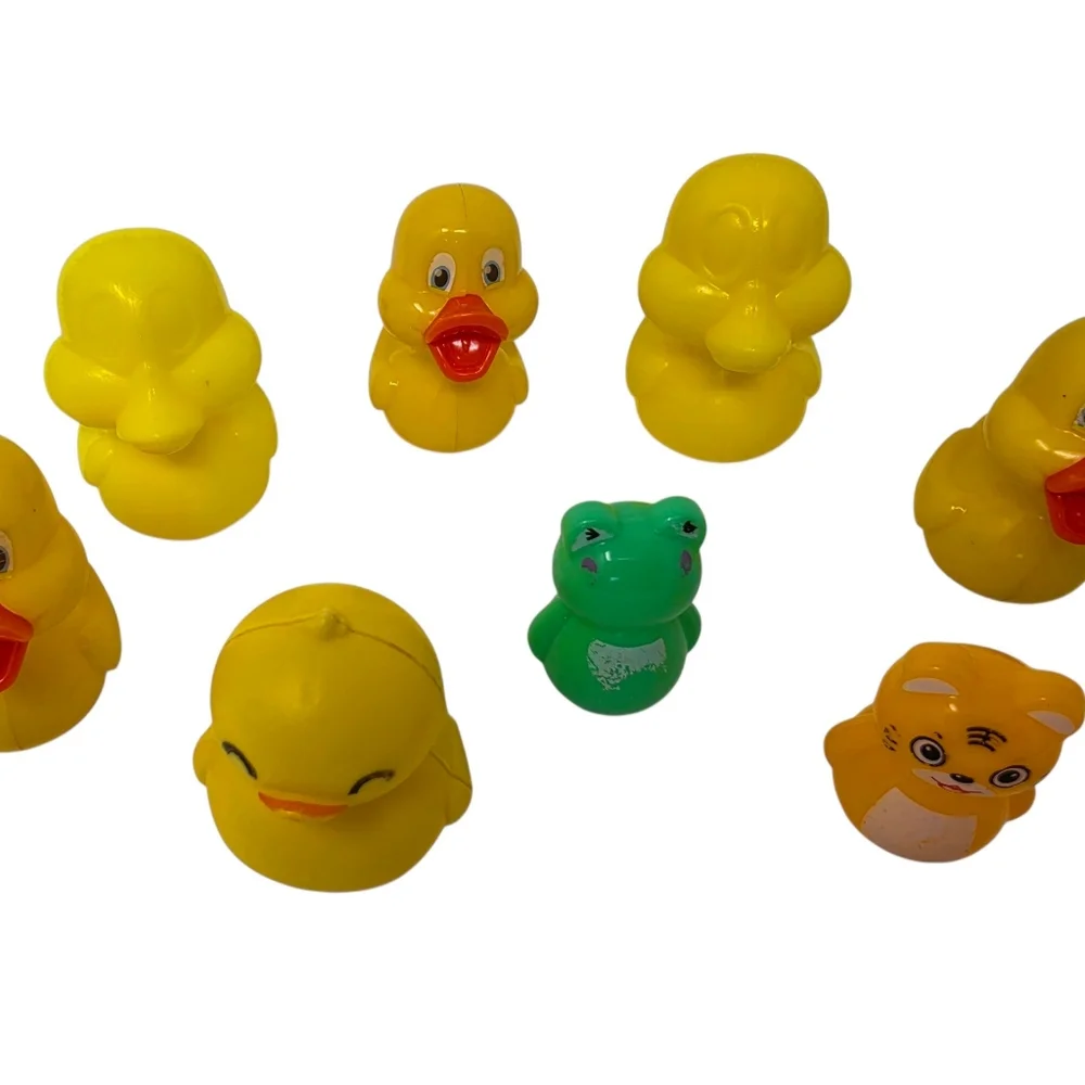 Ducks Plastic 2 Tumbler Toys Lot